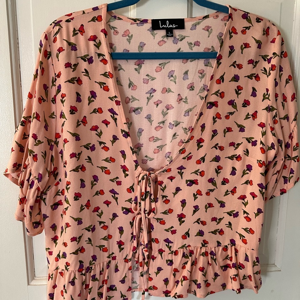 Lulu's Blush Floral Tie-Front Blouse